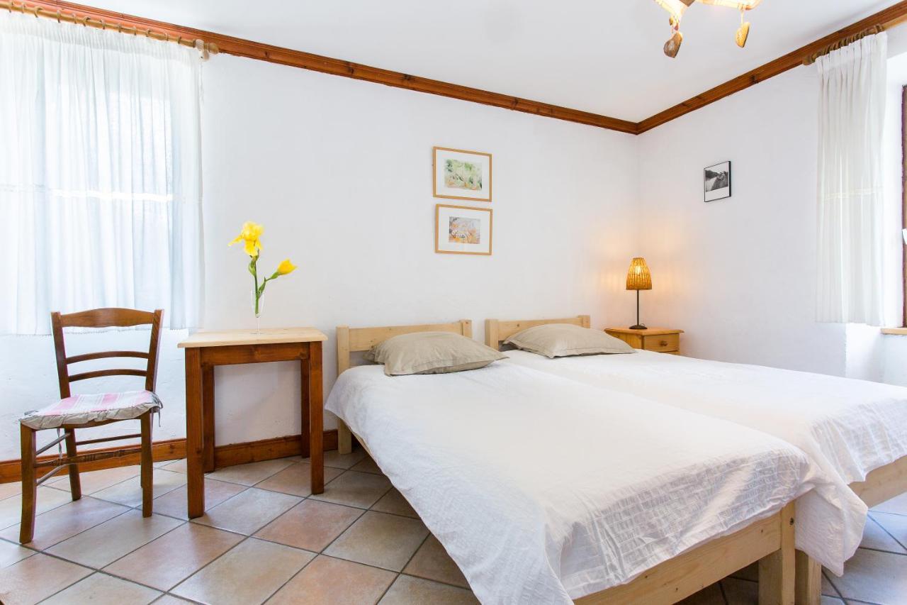 Gite-Auberge de Montvilliers Aime Extérieur photo