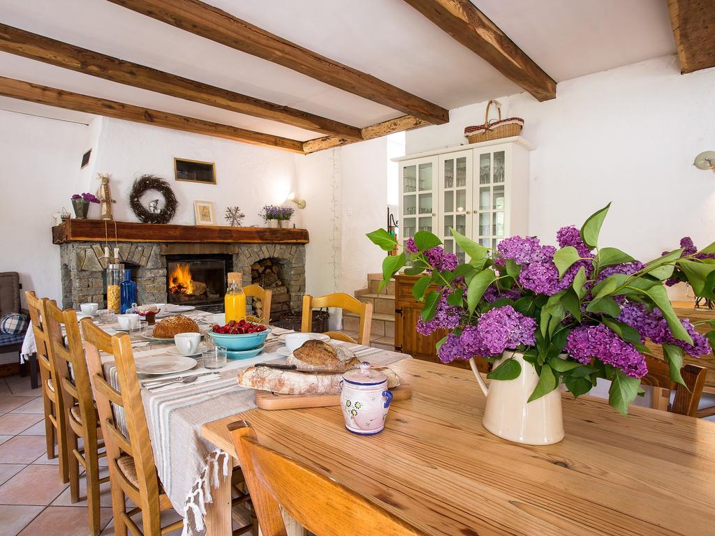 Gite-Auberge de Montvilliers Aime Extérieur photo